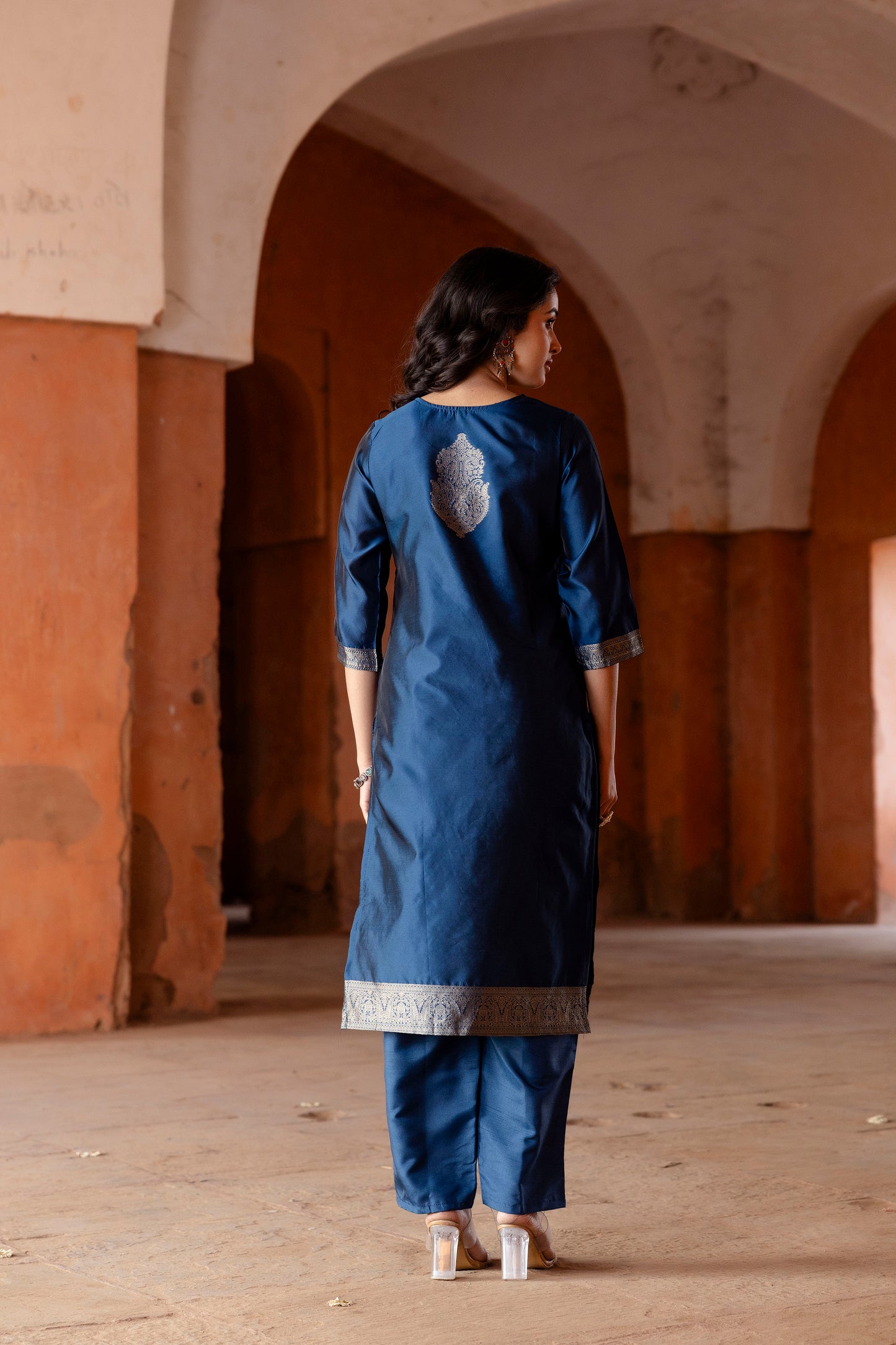 Luxury Soft Silk Kurti Ensemble Detailed in Jacquard with Full-Length Dupatta