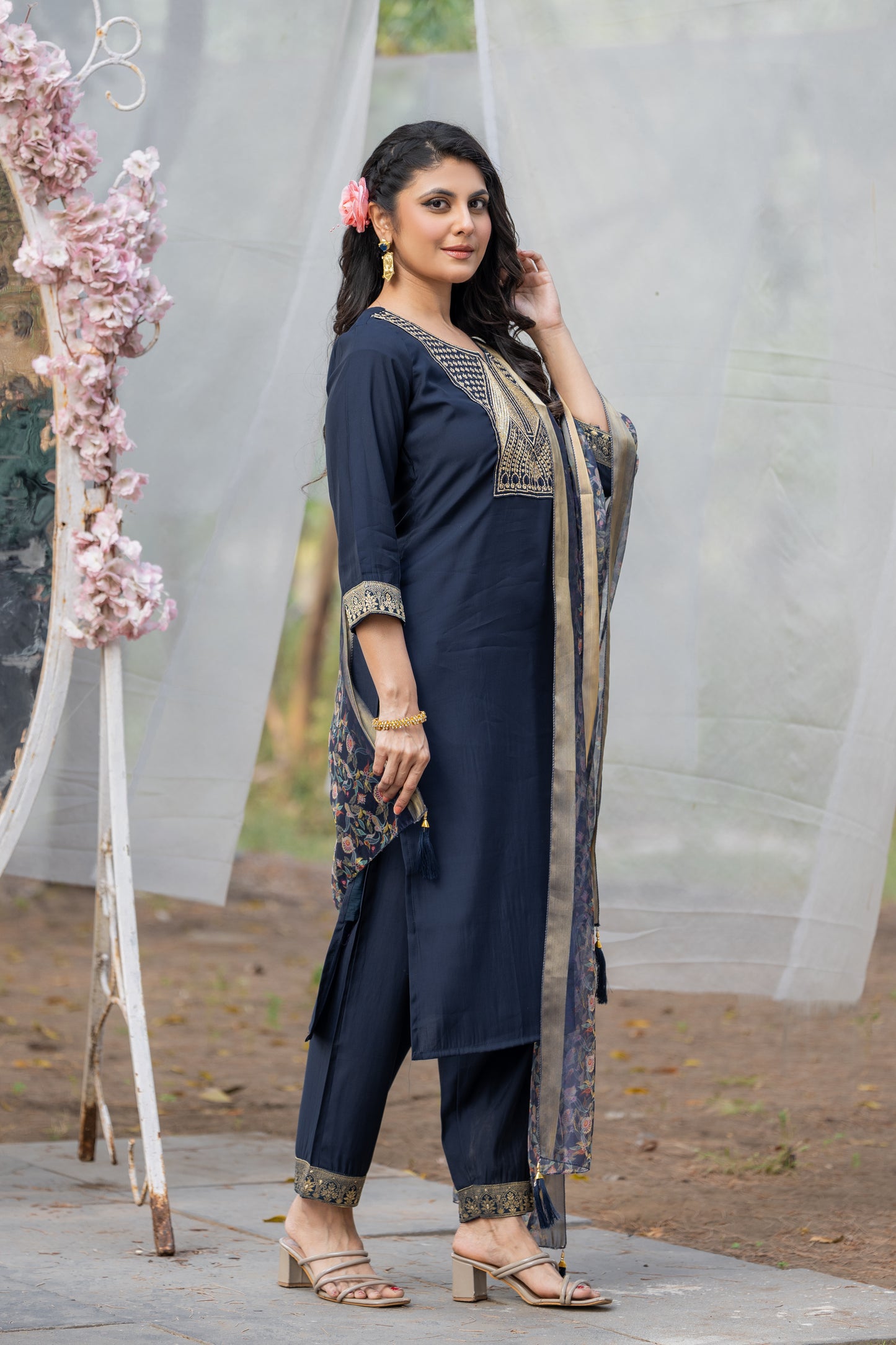 Kurta with bottom and dupatta set