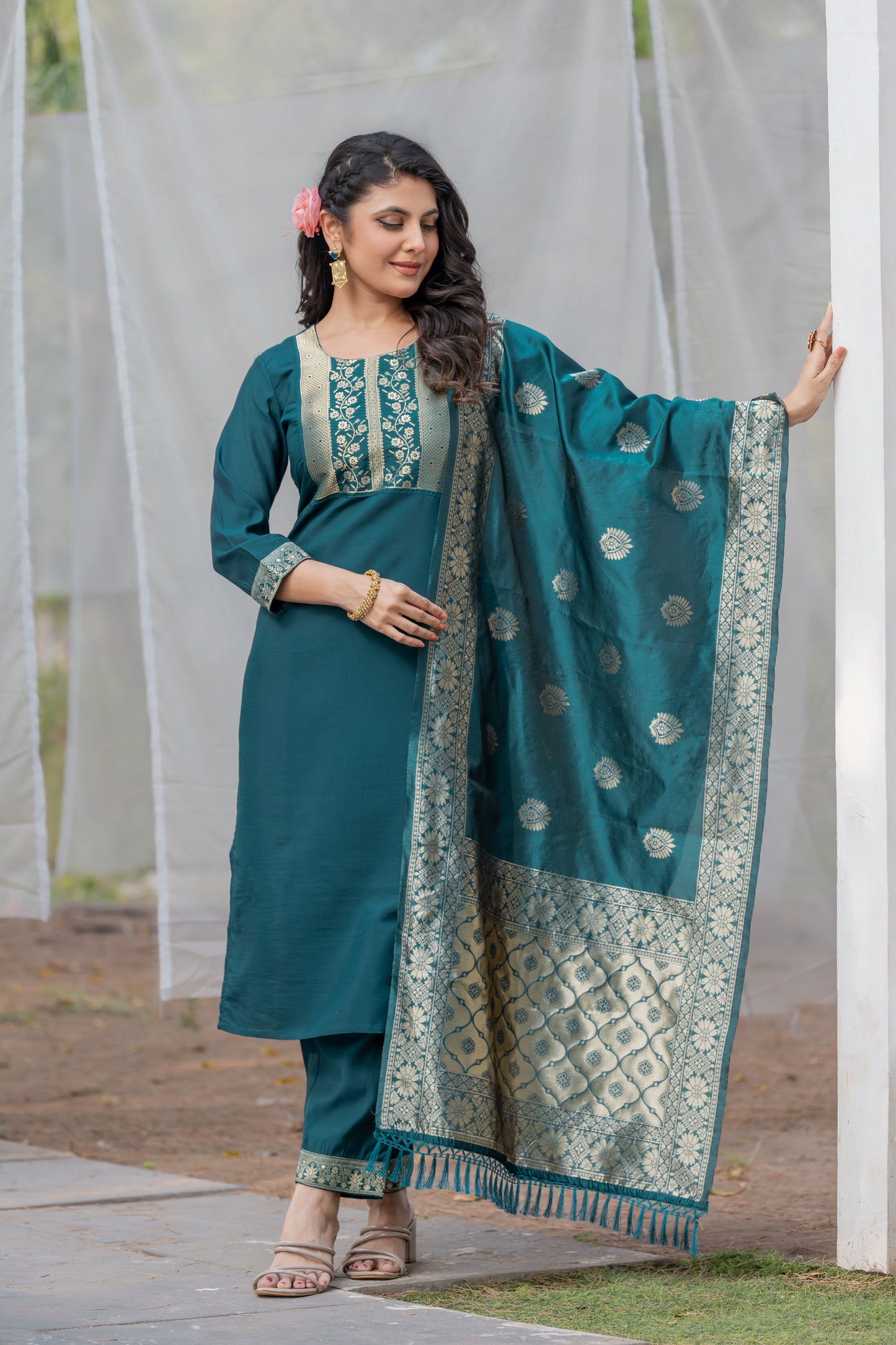 Stylish Jacquard Kurti Combo — Soft Rayon Slub Fabric & Full-Length Matching Dupatta