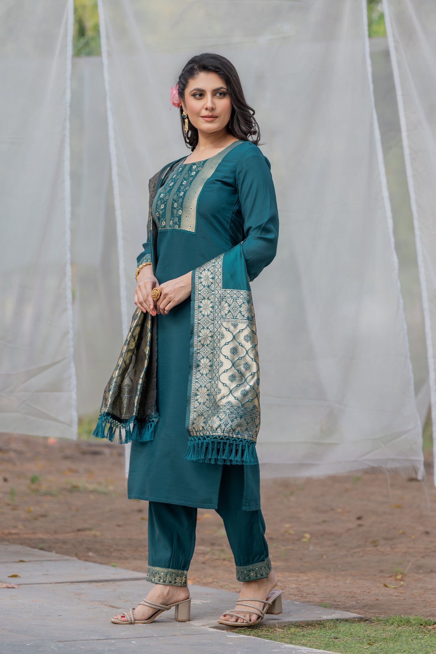 Stylish Jacquard Kurti Combo — Soft Rayon Slub Fabric & Full-Length Matching Dupatta